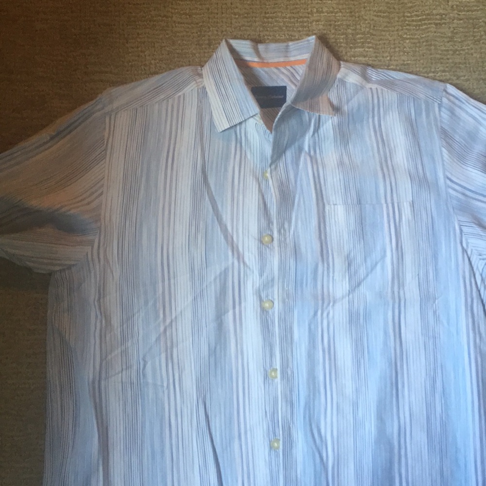 Tommy Bahama short sleeve shirt